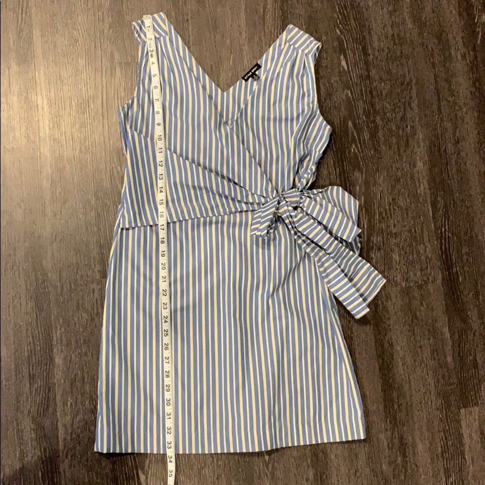 Striped Wrap Style Dress - Picture 6 of 8
